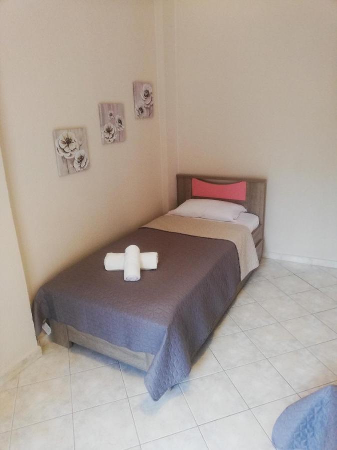 Iliada'S Apartment Полихроно Екстериор снимка